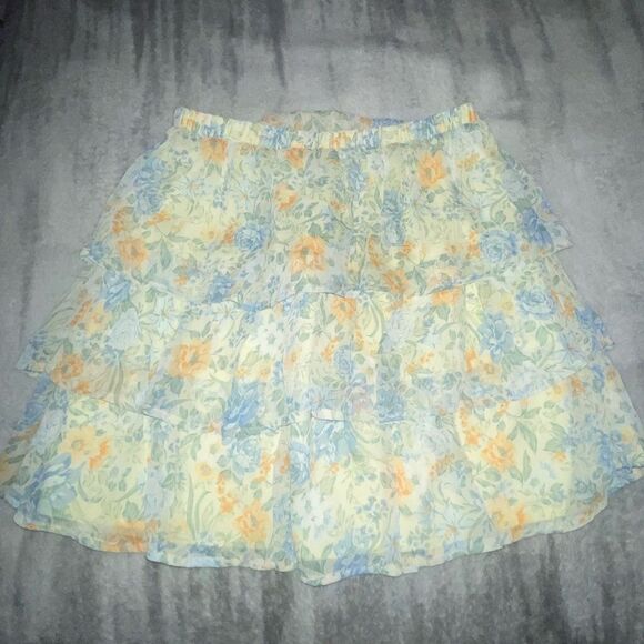 NWTs Lost + Wander Mountain Bloom Tiered Miniskirt Size Medium - Picture 12 of 13